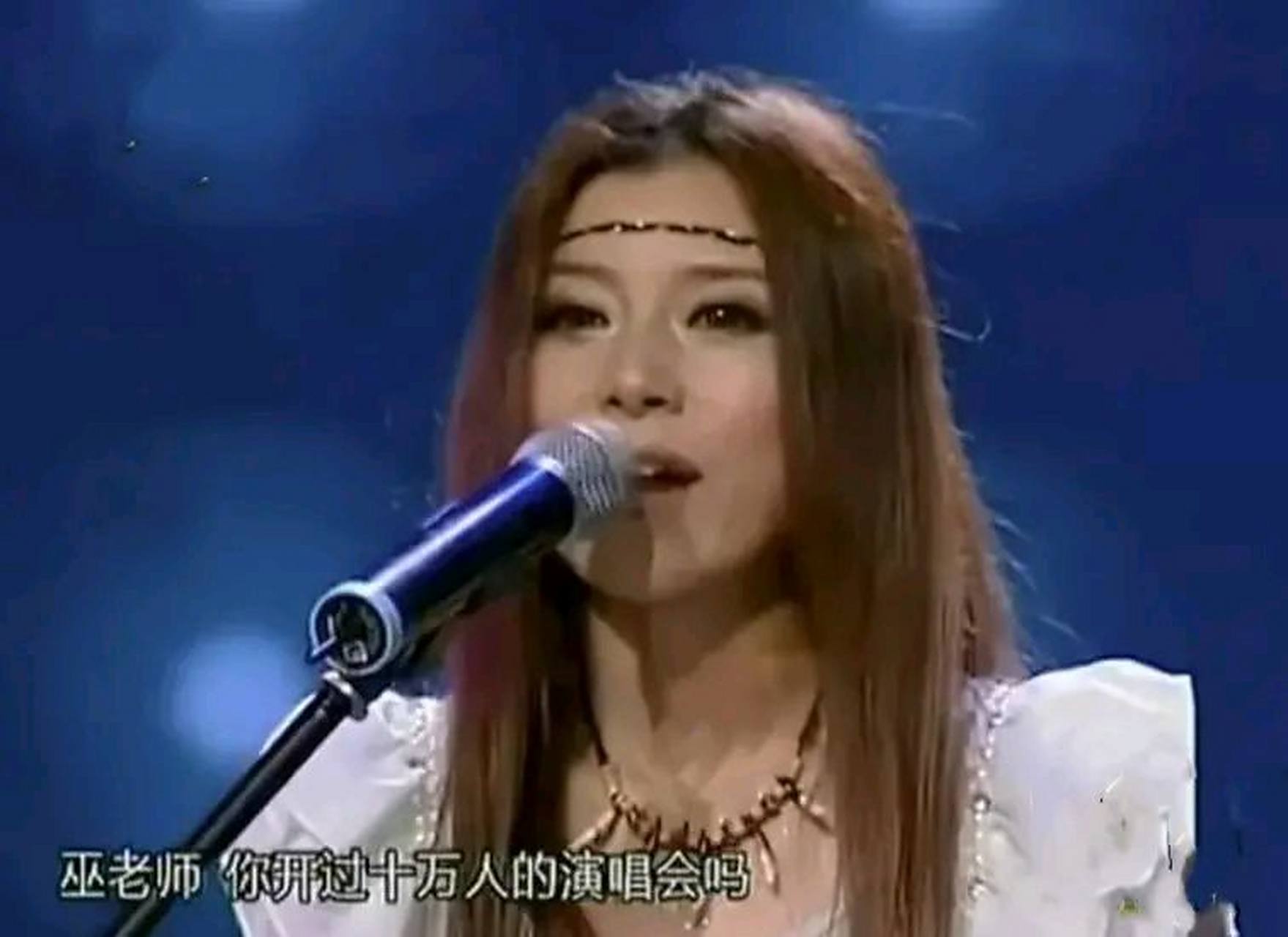 刷新纪录引发热议！，科维托娃在中国队比赛中大比分获胜观众掌声雷动的简单介绍