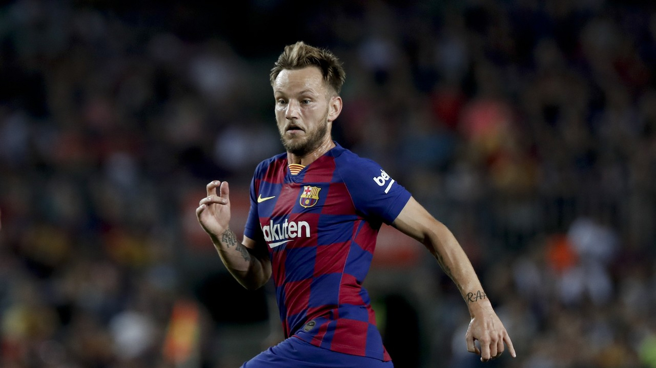 亚博体育平台-关于里程碑夜！上海久事战术微调，西甲清晨刷纪录，态度坚定，年轻球员得到机会的信息-亚博体育平台